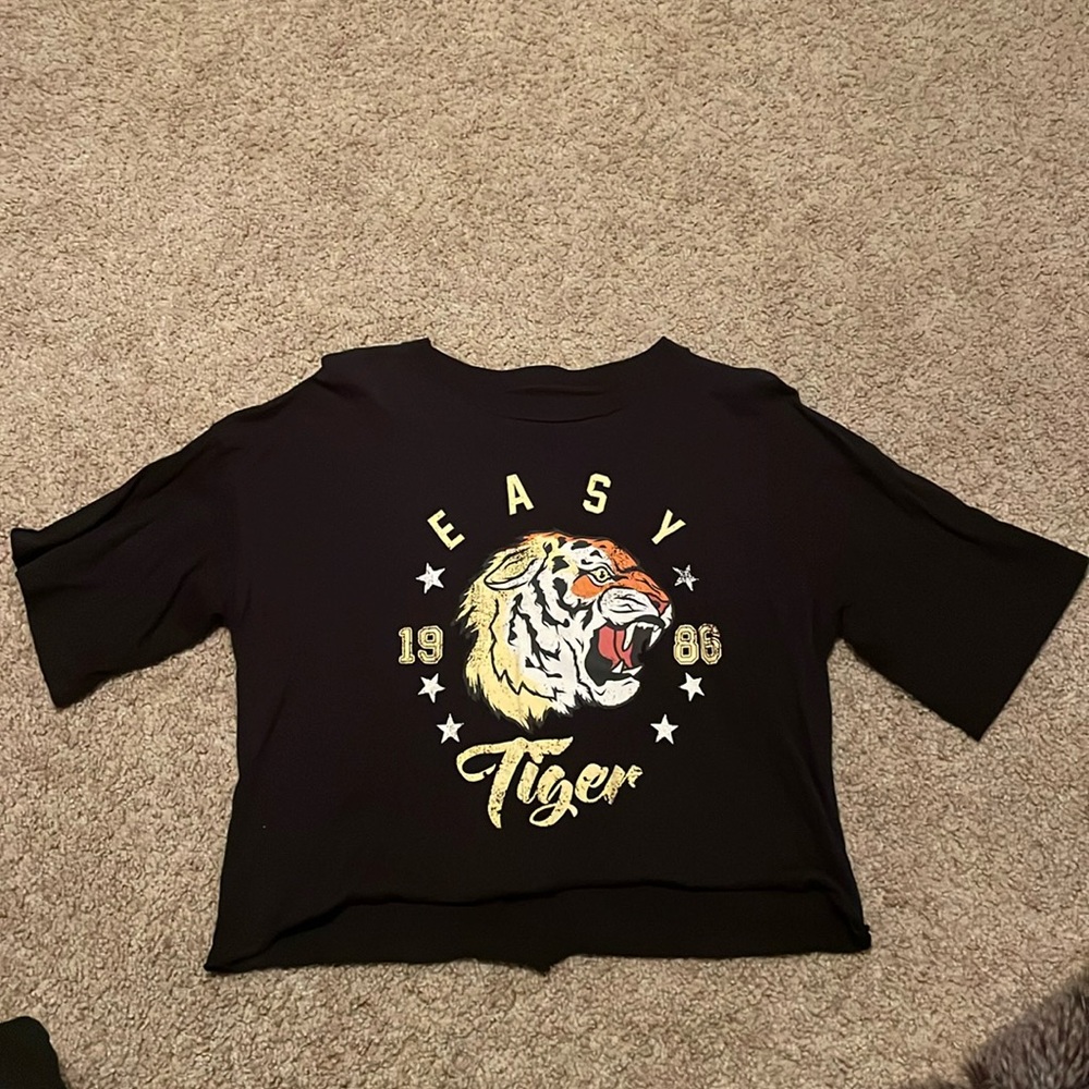 Graphic T